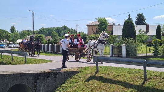 Parada konna w Żarówce [zdjęcia]